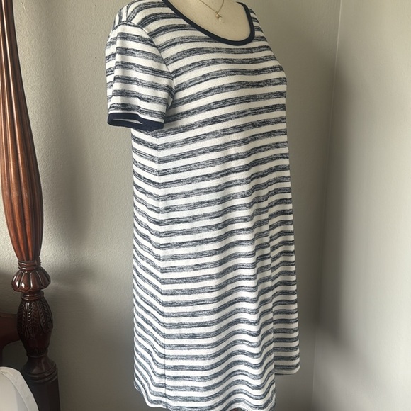 Old Navy Navy and White Striped Dress - Picture 2 of 7